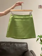 抹茶グリーンのハイウエストジッパー付きフレアスカート【フランス風・女性用・夏用・上品なデザイン】（セットアップ対応）