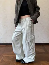 アメリカンレトロ多ポケットカーゴパンツ【女性用・弯刀シルエット・スタイリッシュ・皺加工】