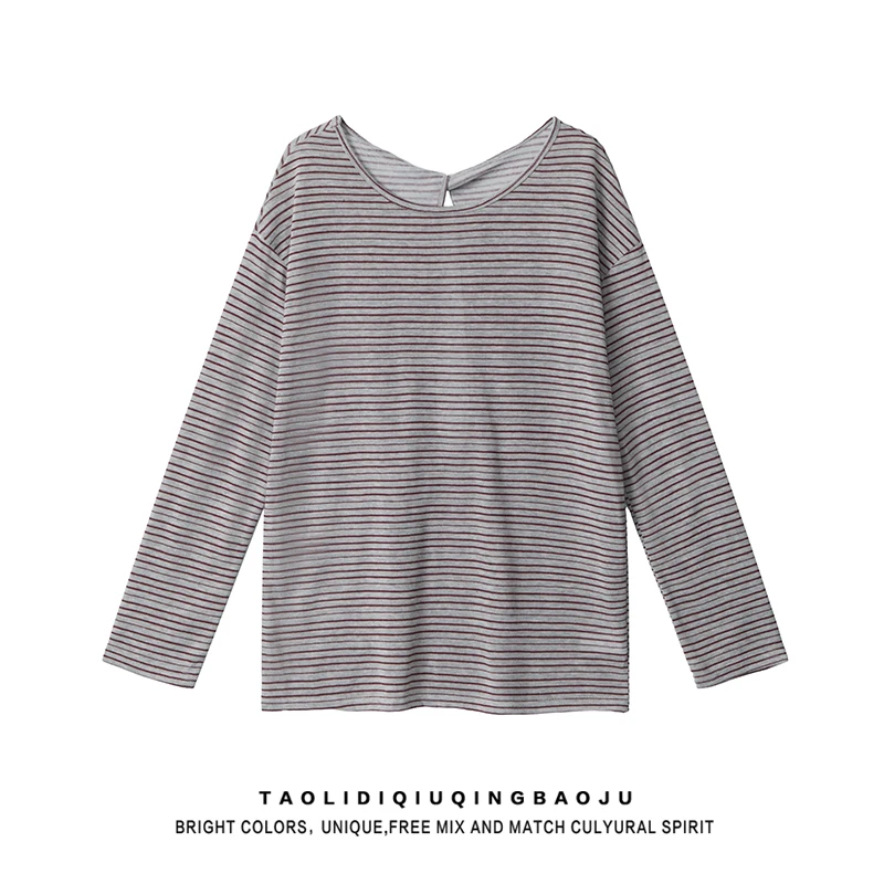 伸びるTシャツは本当に伸びるの？その仕組みと選び方を、実際の生活で体感してみた