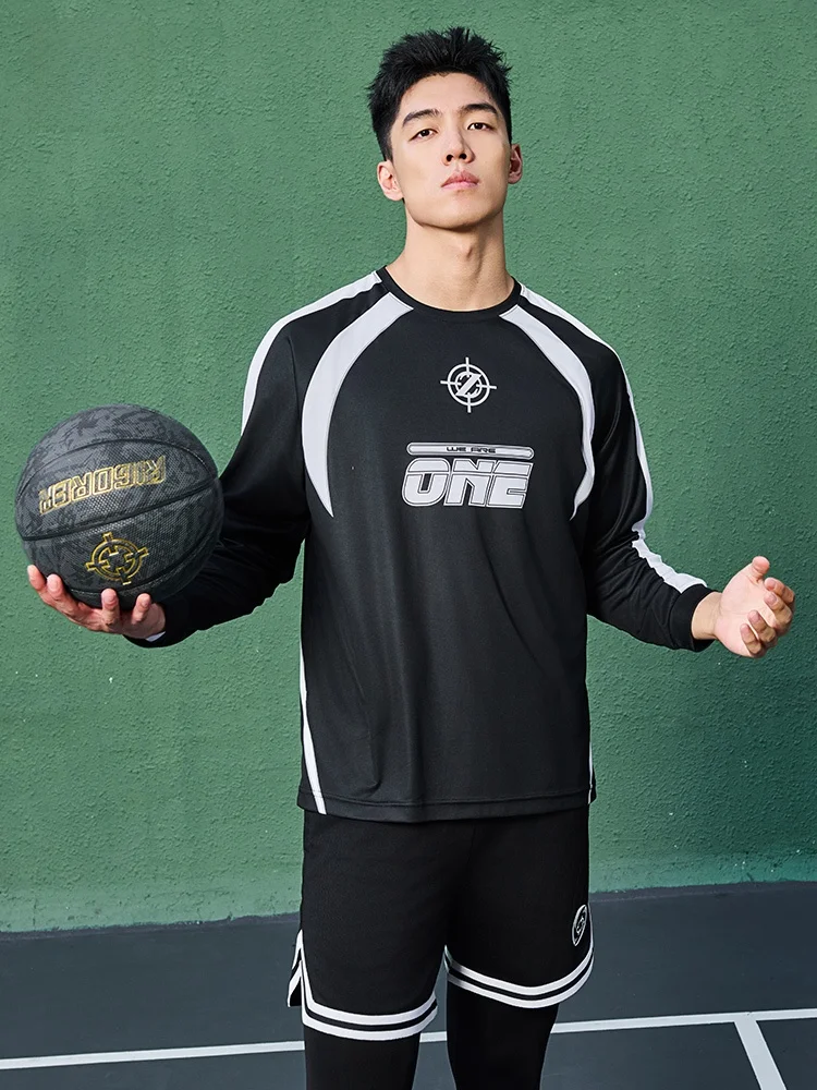 スポーツトレーナーとは何か：RIGORER 春秋用長袖Tシャツの実用性と使用シーン