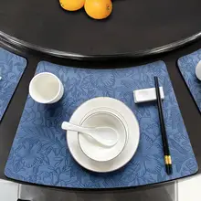 中国風レザー扇形テーブルマット【防油・耐熱・高級感】