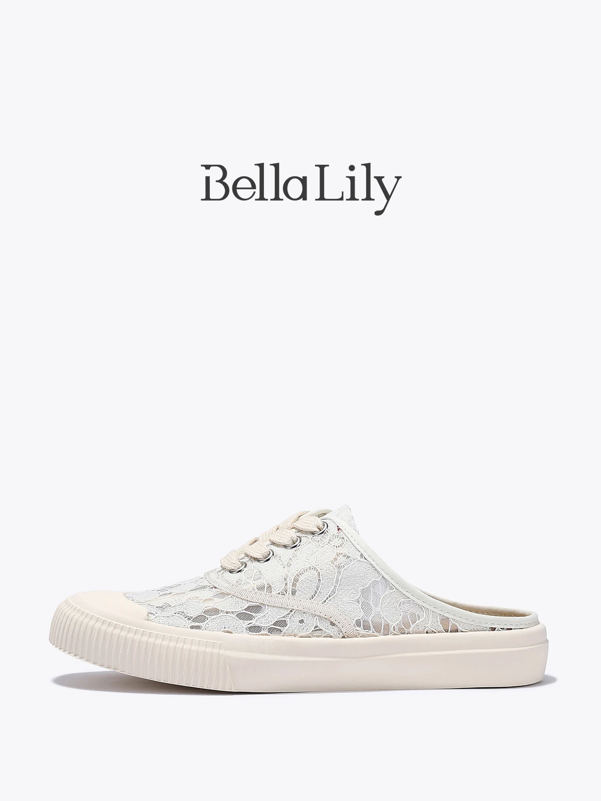 裸足で履くスニーカーの選定：Bella Lilyの通気性レース素材包頭スリッパ