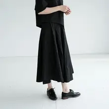 肌理感のある洗いざらしの長綿を使用したハイウエストAラインの半 身スカート【シンプルデザイン・不規則ヘム】