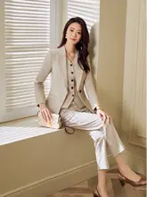 秋用オシャレ杏色スーツ【シンプルで洗練されたジャケット・ベスト・スラックス】（セットアップ対応）