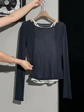 深い青の微透け薄手長袖Tシャツ【スリムフィット・秋のコーディネート・キャミソール付き】（セットアップ対応）
