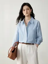 クラシックな青いストライプの長袖シャツ【春秋用・ビジネス・通勤対応】