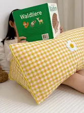 北欧風 コットン製 三角 クッション【お子様部屋用・洗える・可愛いデザイン】