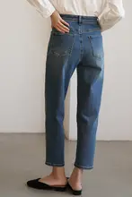 春秋用ハイウエストデニムパンツ【スリムフィット・ストレートレッグ・女性用】