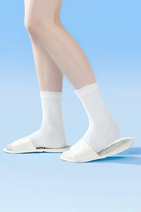 MINISO 折りたたみスリッパ バススリッパ すべり止め 防水 コンパクト 携帯用 旅行 出張 ホテル 来客用 お風呂用 使い捨て