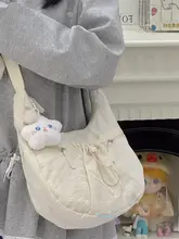 フリルデザインの軽量ショルダーバッグ【カジュアル・大容量・通勤用】