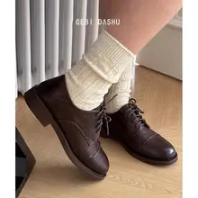 真皮製 ラウンドトゥローファーシューズ【レディース・ロンドン風・通勤用・レトロデザイン・スリップオン】