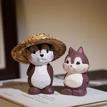 可愛い花栗鼠の木製デスク装飾【ハンドメイド・キャラクター小物】