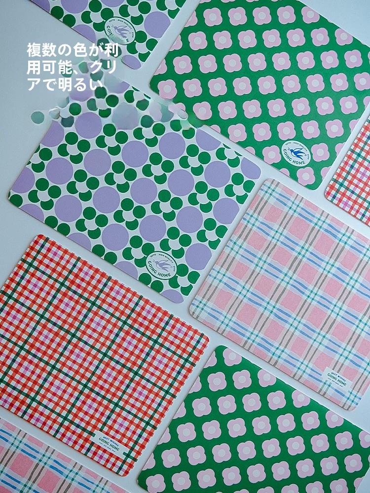 吸水マットシリカゲル製：梅雨時期の湿気対策に最適な洗面台・トイレ対応タイプ
