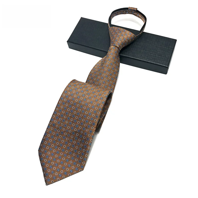 office personal で失敗しない、スタイリッシュなネクタイ選びは？