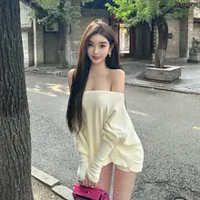 女性用 オフショルダー バットウィングスリーブニットトップス【秋冬・ルーズフィット・スリムデザイン】