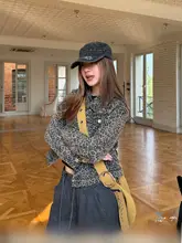 ヴィンテージ風洗い加工レオパード柄デニムジャケット【秋用・フィット感あるデザイン】