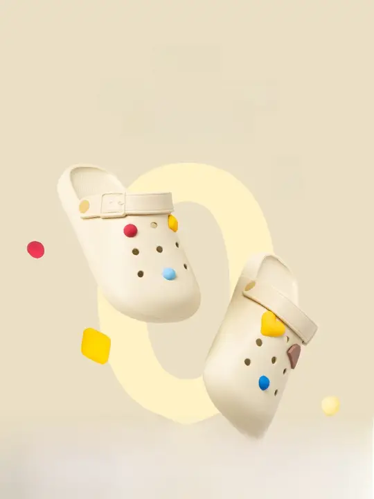 カラフルボタンデザインの軽やかなサンダル【夏用・防滑・快適・柔らかい】