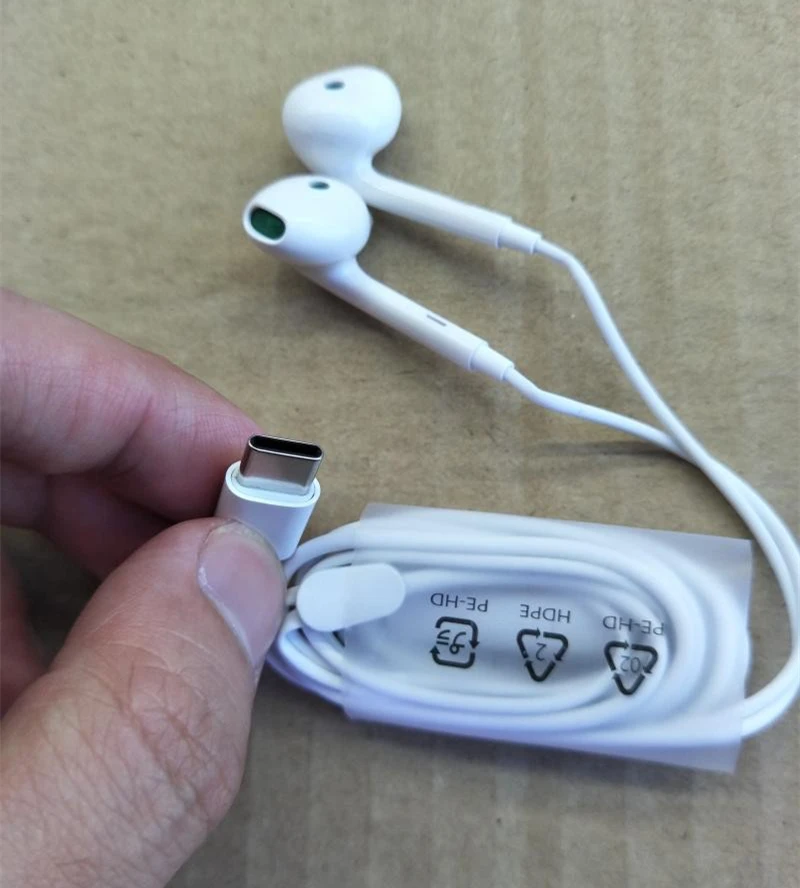 ワイヤレスイヤホンと充電器の品質を比べるとき、本当に大切なのは何？