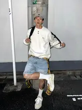 アメリカンレトロ風 ヘンリーネック メンズスウェットシャツ【春秋用・ゆったりタイプ・長袖】