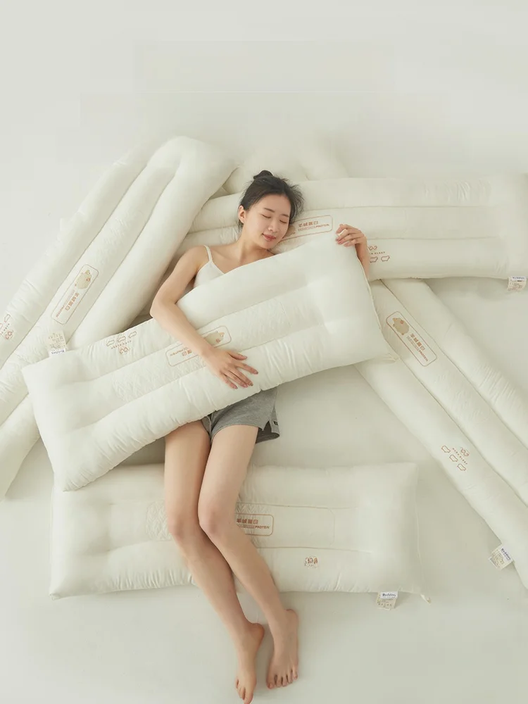 ダブル枕を選ぶべき理由は？カップルの睡眠を支える「ロングデザイン」が本当の効果をもたらす