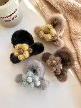 毛糸の花モチーフヘアクリップ【女性用・サメクリップ・高級感あるデザイン】