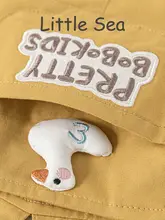 春用可愛いダックデザインのサスペンダーパンツ【刺繍・男女兼用・ゆったりしたデザイン】（セットアップ対応）