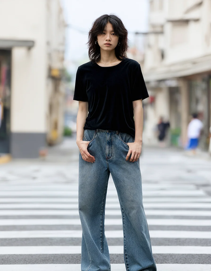 大人可愛いの本質とは？白色ハイネックニットで実感するゆるさのガイド