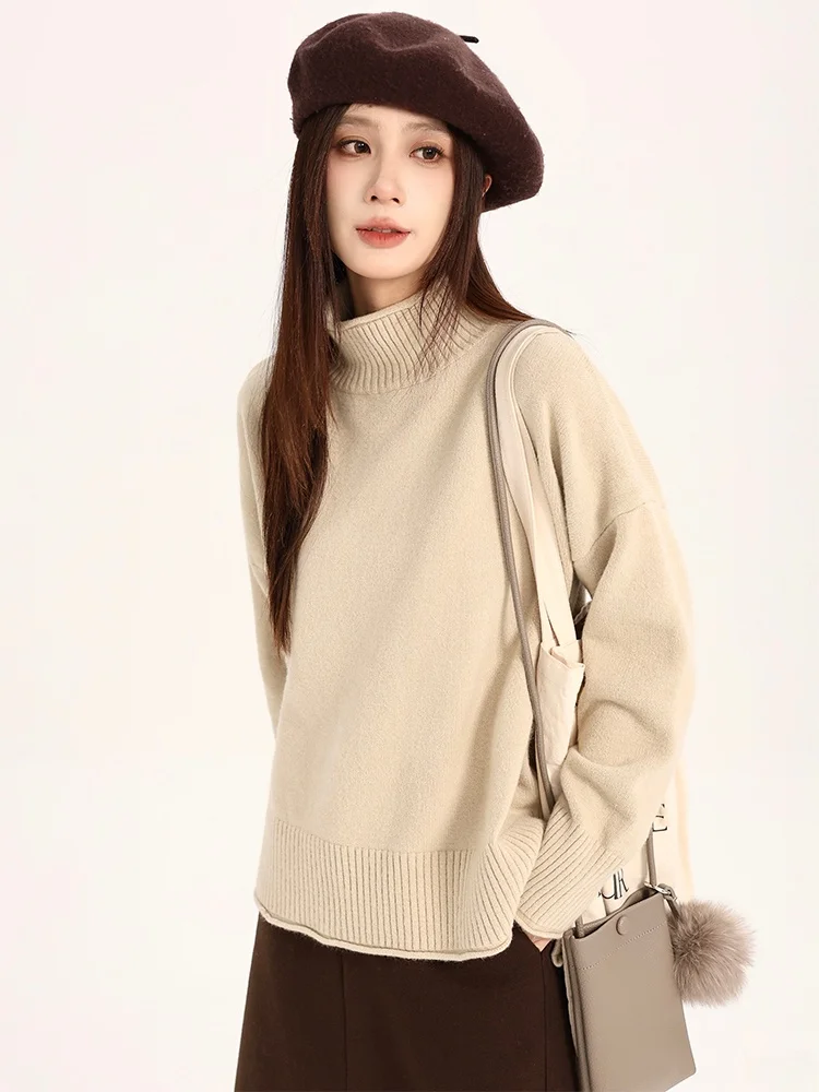 大人可愛い服 50代コーデ | 白色ハイネックニットの本質と着回し術
