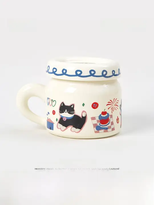 かわいい猫デザインのフタ付きマグカップ【陶器製・オフィス用・カフェスタイル】