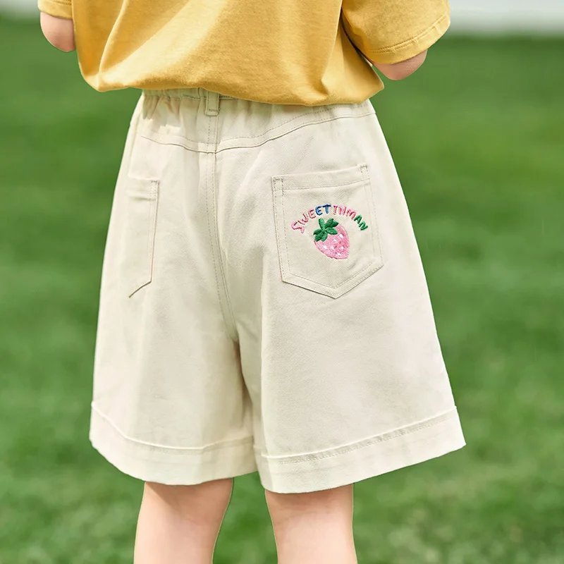 子供ズボン おしゃれ 女の子 どう選ぶ？夏の通学用パンツに欠かせない「柔らかさ」と「かわいらしさ」のバランス