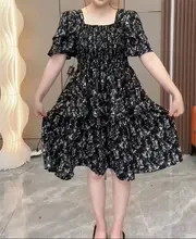 大人の魅力あふれるフラワープリントのシフォンワンピース【方形ネック・夏用・大きいサイズ・体型カバー】