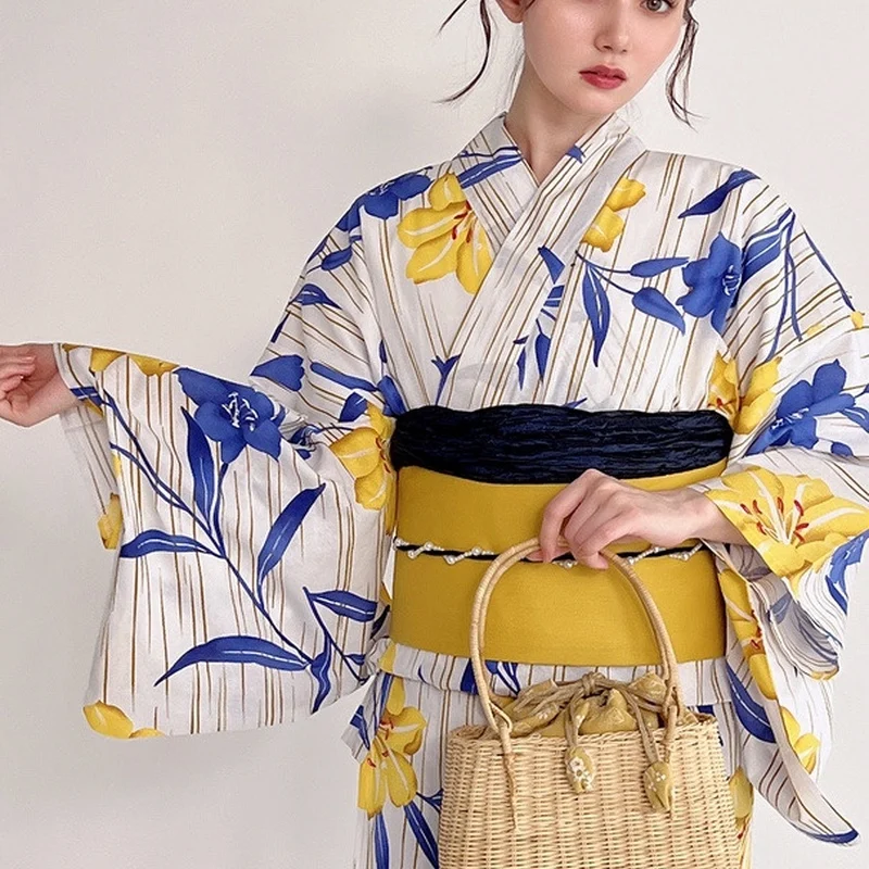 手持ち花火にぴったりな和風浴衣ワンピースを選ぶには？
