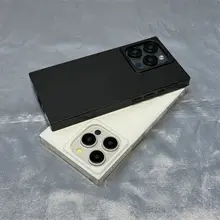 シンプルなデザインのiPhoneケース【角型・ブラック・男女兼用】