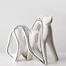 シンプルでクリエイティブなモノクロ手描き陶器オブジェ【インテリア装飾・モデルルーム用】