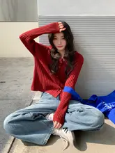 春季用 レッド 長袖 ニットカーディガン【ゆったりシルエット・女性用・トレンドデザイン】
