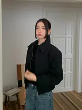 デザイン性に優れた美式翻领の黒い短めジャケット【秋用・スタイル・ジッパー付き】