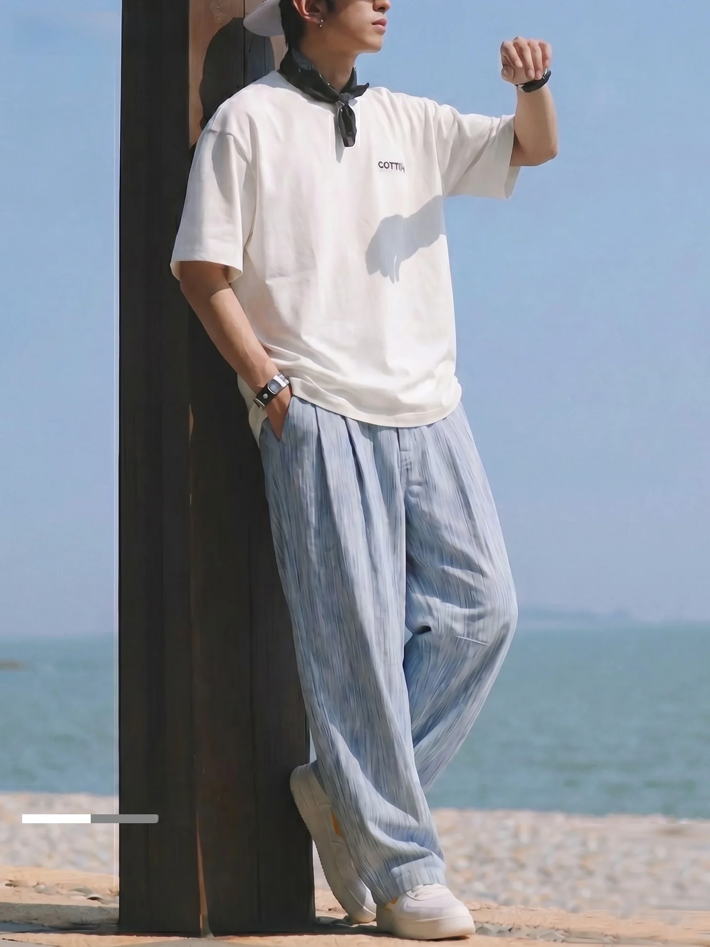 日焼けに強いTシャツはどのように選ぶ？刺繍入りのプレミアムコットンが解決する夏の悩み