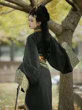 春秋戦国時代風の曲裾デザイン漢服【魚尾スタイル・幻色提花・復元タイプ】