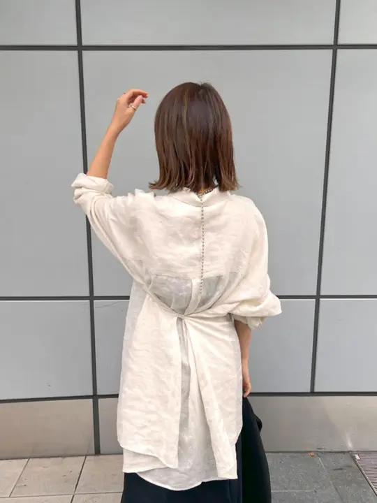 etre ルースフィットリネンシャツ【レトロデザイン・ボタン付き・ウエストシェイプ・春夏用】