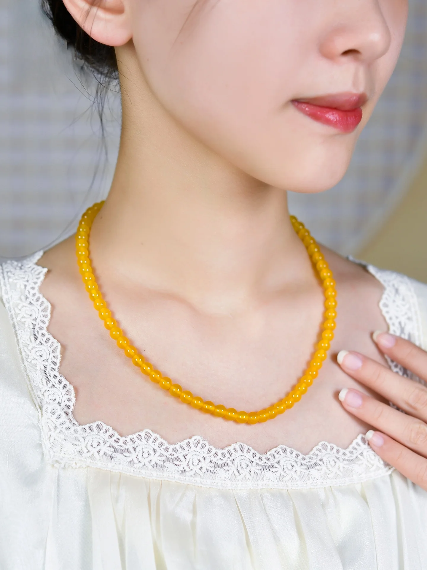琥珀玉とは何か？黄瑪瑙ネックレスがもたらすリアルな効果とは？