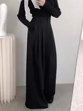 高級感あるプリーツデザインのパンツ【シンプル・秋用・ゆったり】