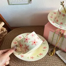 高級感ある陶器製コーヒーカップ＆ソーサー【贈り物に最適・ギフトボックス入り】