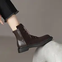 真皮製 ヴィンテージ風レースアップ厚底ブーツ【秋冬用・ショートブーツ・女性用】
