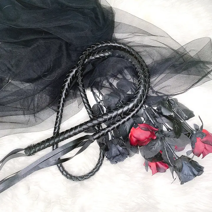 PUレザー製 ロングコスプレ用鞭【ハロウィン用・小馬用】