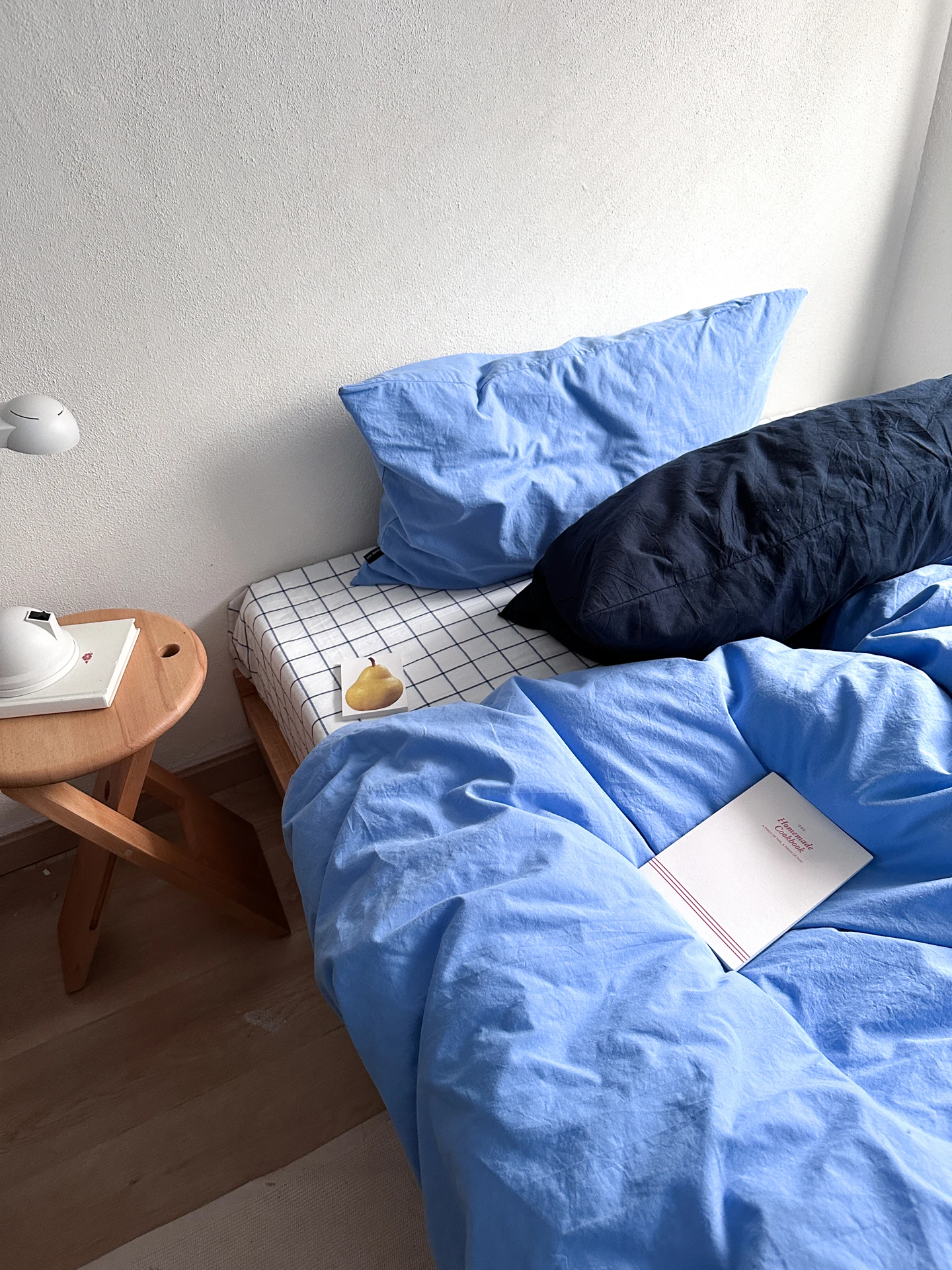 海のような青色の洗いざらしコットン四点寝具セット：ins風の自然感を実現する100%コットンベッドセット
