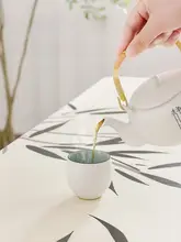 防水ラミネート加工のテーブルクロス【高級感ある小羊皮・シンプルデザイン・カジュアルテーブル用】