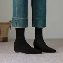 高めのヒールのストレッチブーツ【おしゃれなスクエアトゥ・ショートブーツ・女性用】