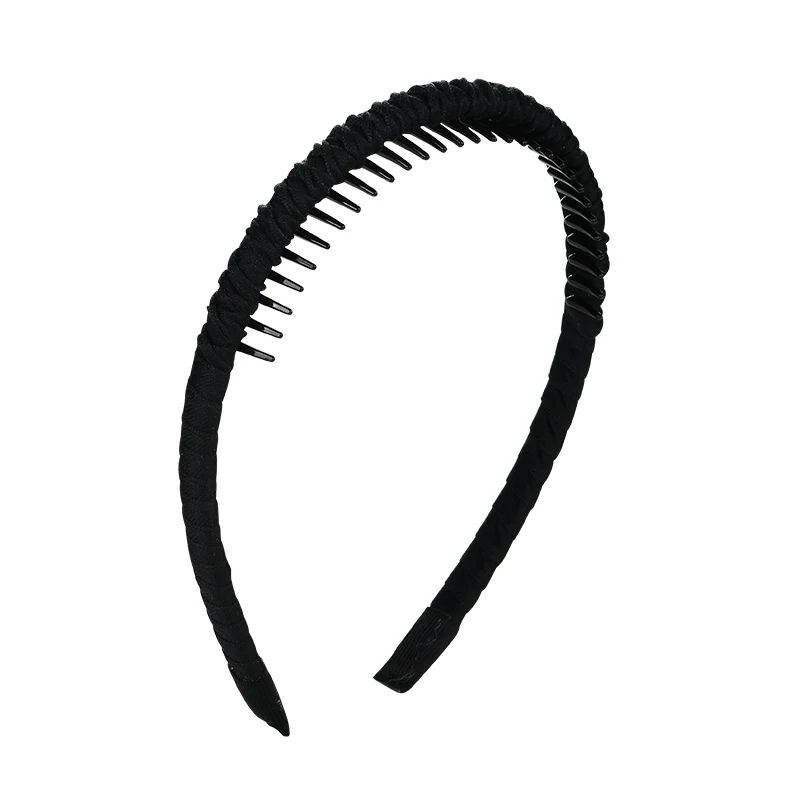 黒髪ポニーテールの垢抜けを実現する滑り止め付きヘアバンドの使い方と効果