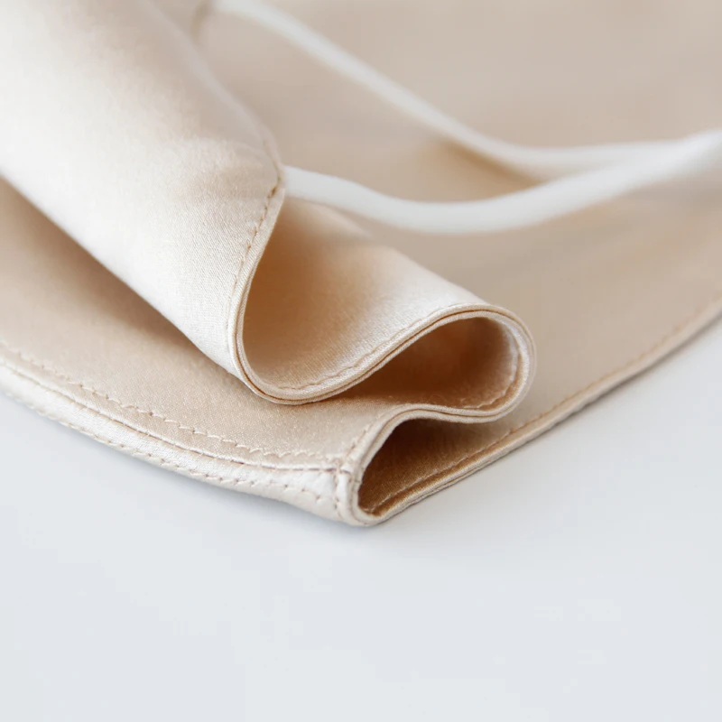 フェイスマスクシートは本当に肌に良いの？真 silkのUVカットマスクが解決する夏の悩みとは