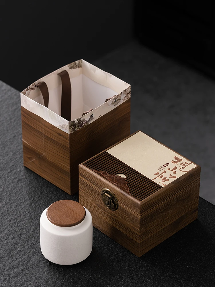 キッチンをスッキリ整理！収納グッズおすすめ｜陶器製茶葉ボックスで心の整理を実現